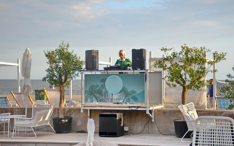 Beachfront Grill